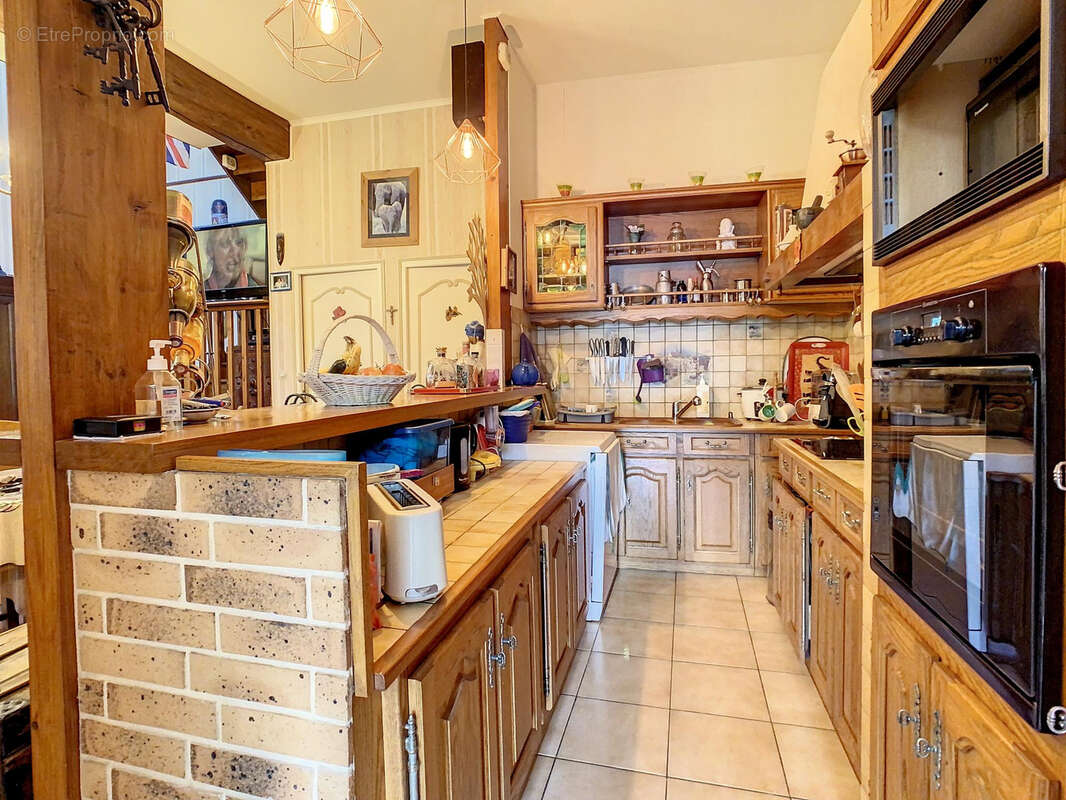 Maison à MONTMIRAIL