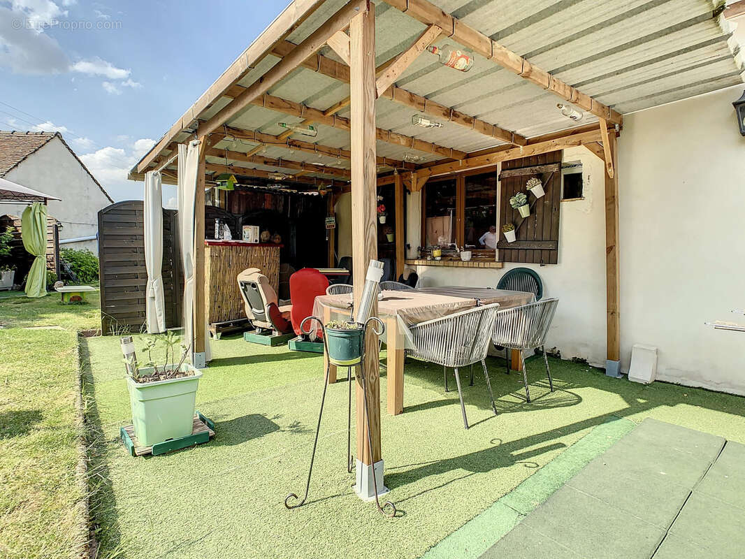 Maison à MONTMIRAIL