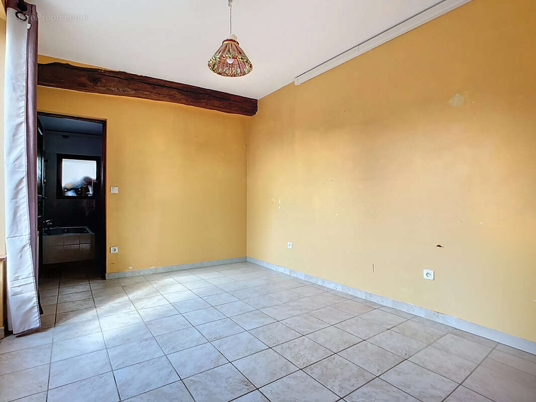 Maison à MONTMIRAIL