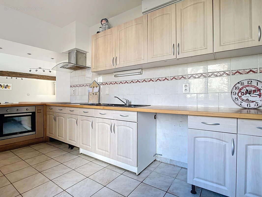 Maison à MONTMIRAIL