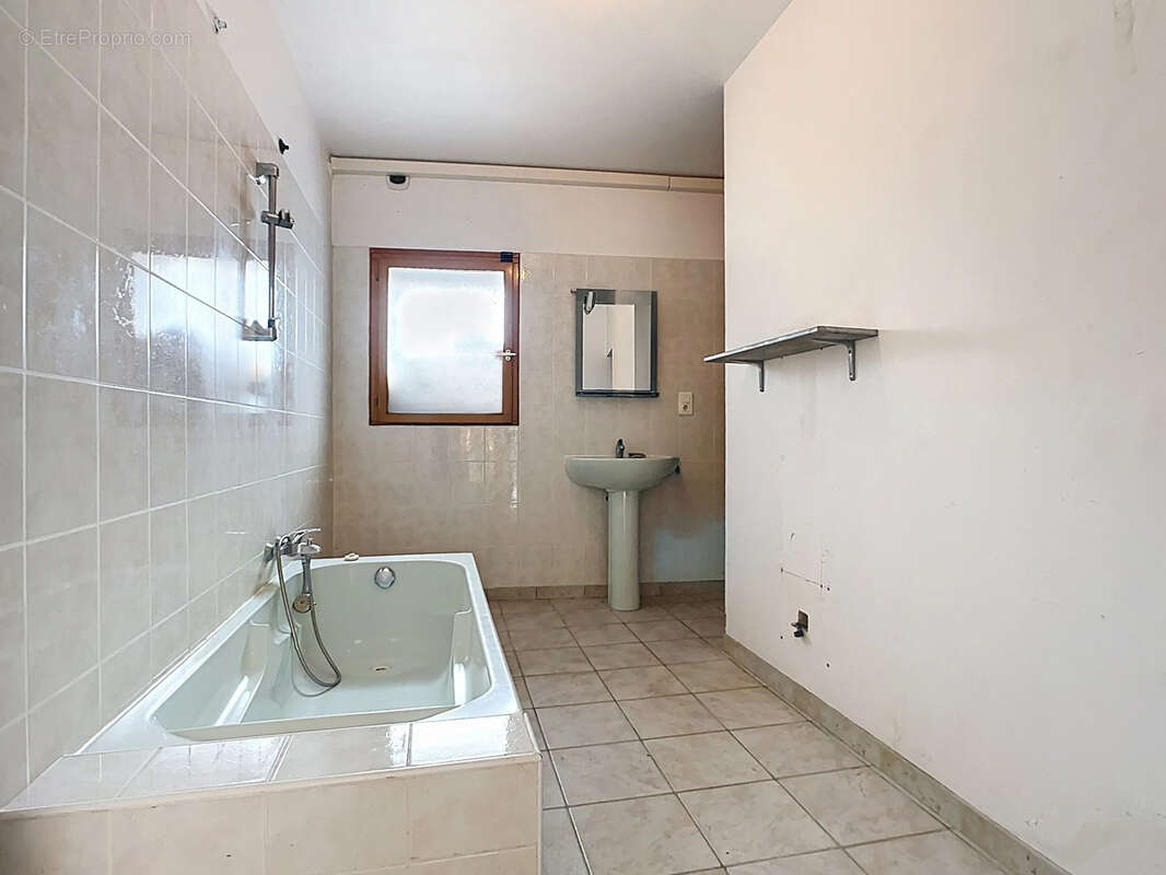 Maison à MONTMIRAIL