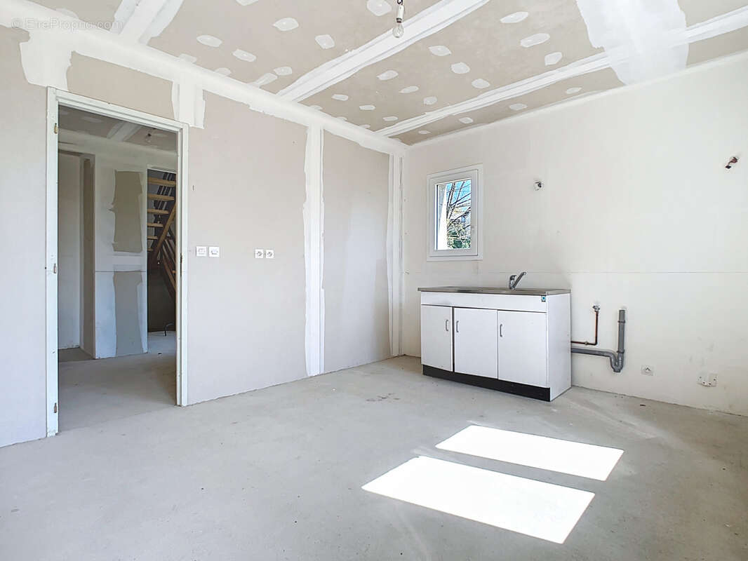 Maison à MONTMIRAIL