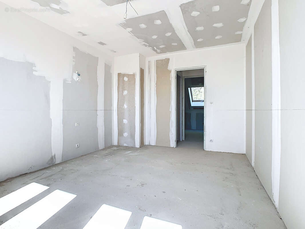 Maison à MONTMIRAIL