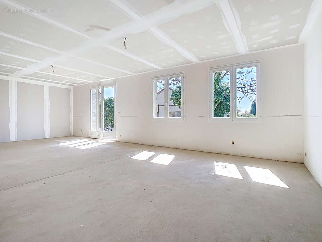 Maison à MONTMIRAIL