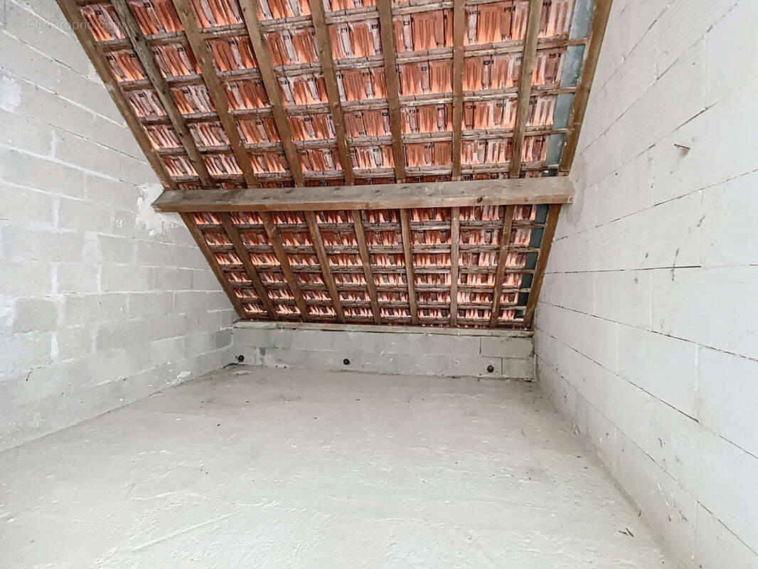 Maison à MONTMIRAIL