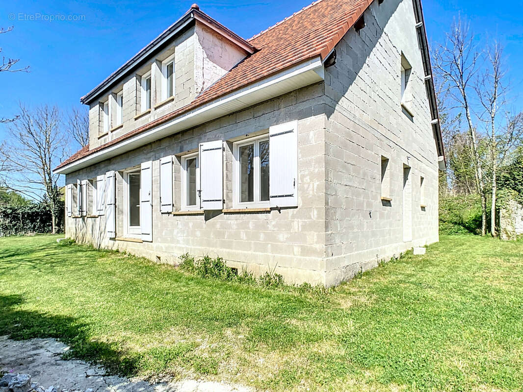 Maison à MONTMIRAIL