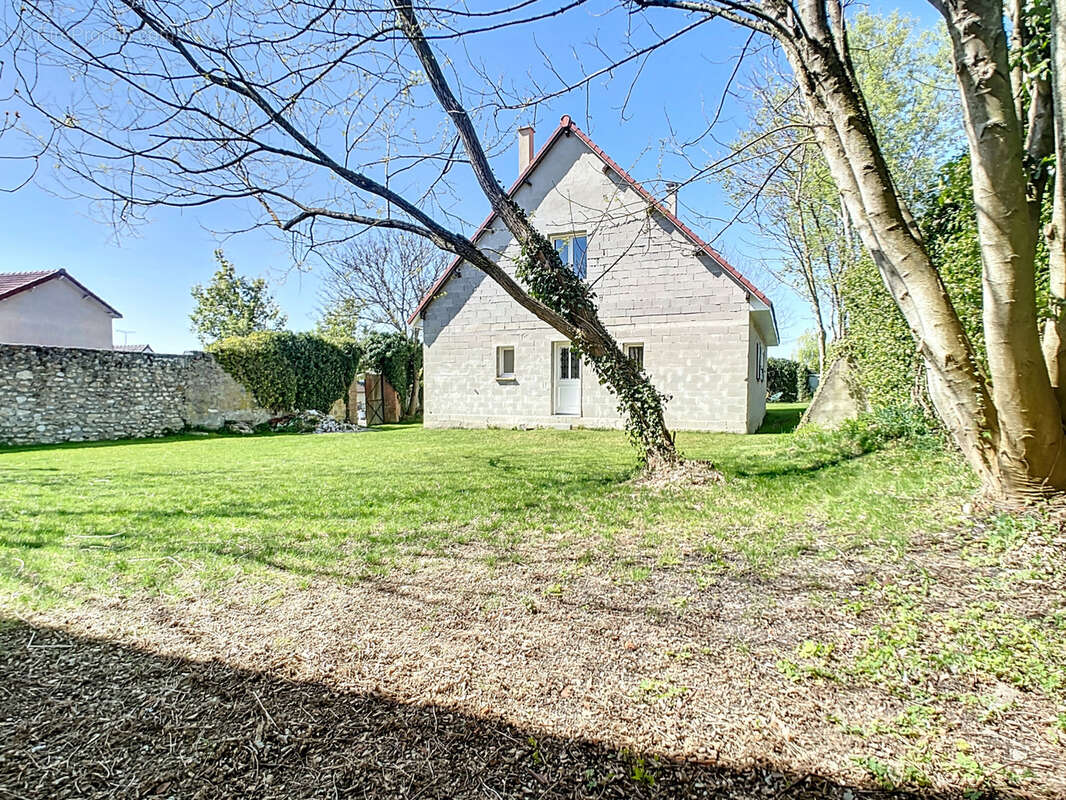 Maison à MONTMIRAIL