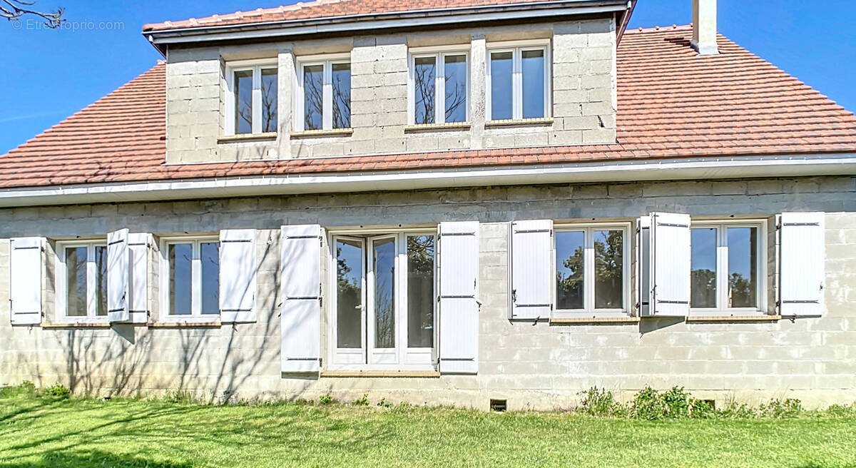 Maison à MONTMIRAIL