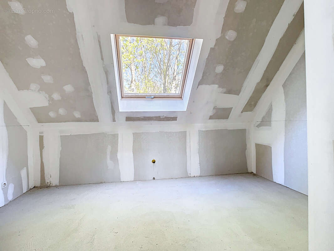 Maison à MONTMIRAIL