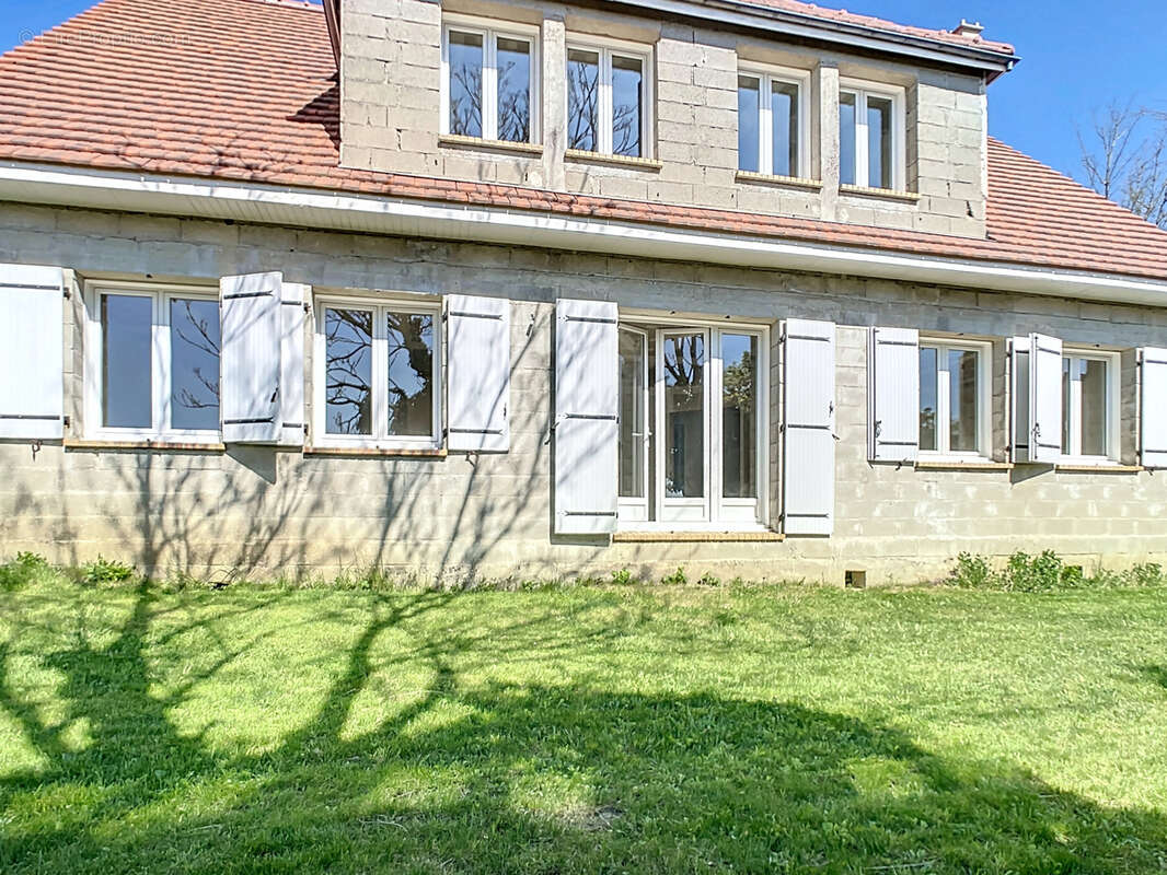 Maison à MONTMIRAIL