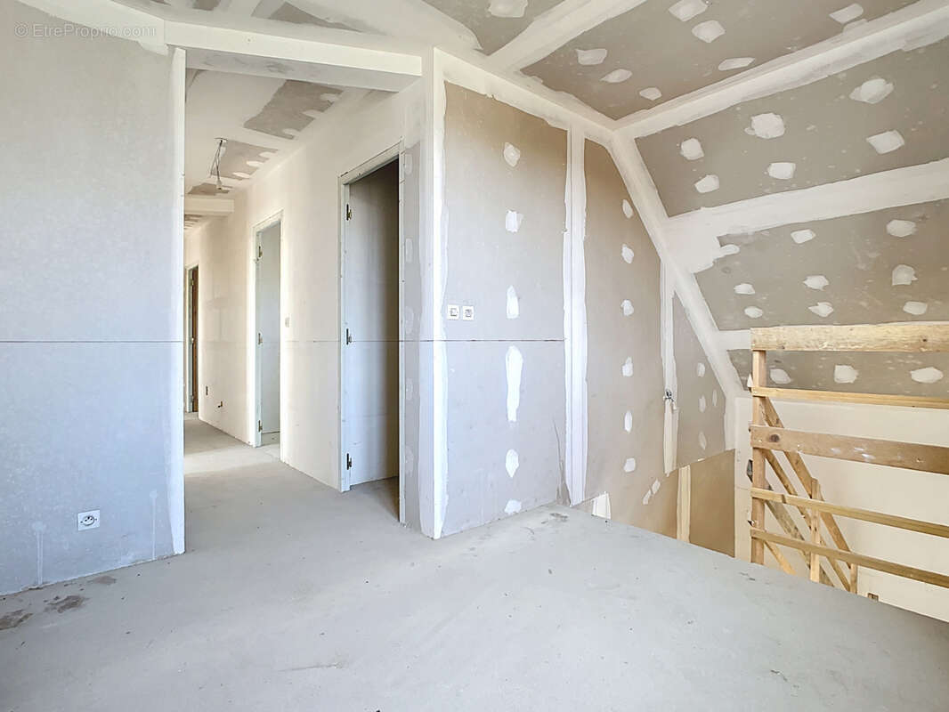 Maison à MONTMIRAIL