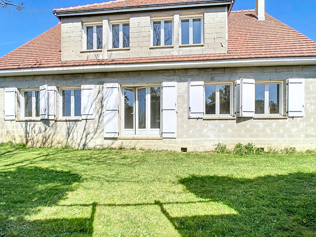 Maison à MONTMIRAIL