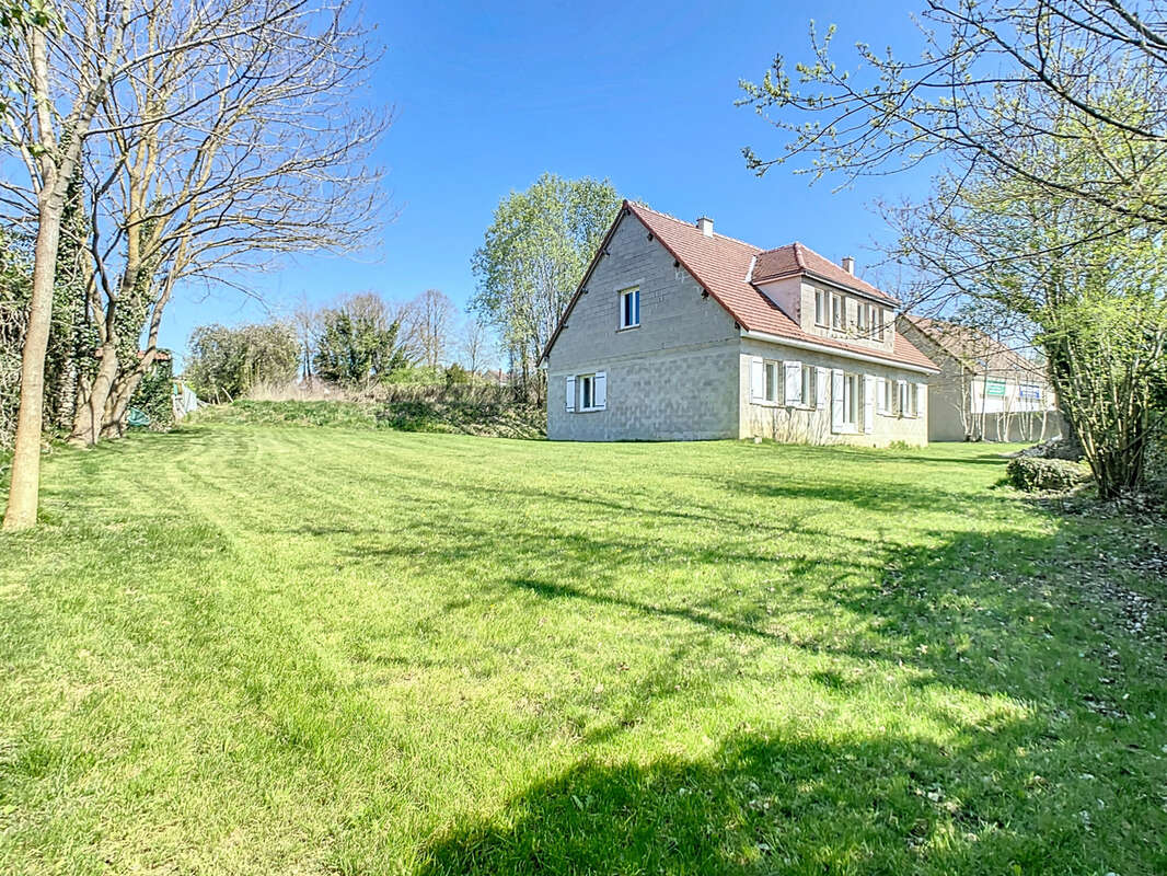 Maison à MONTMIRAIL