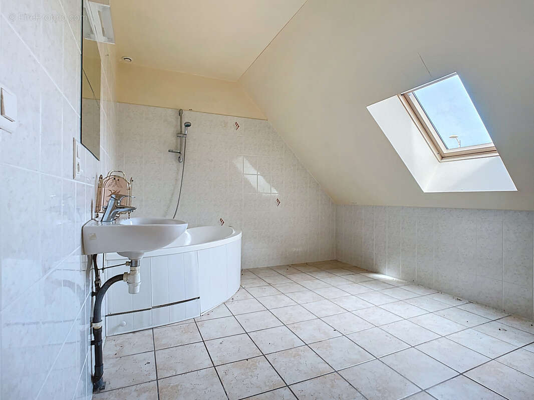 Maison à MONTMIRAIL