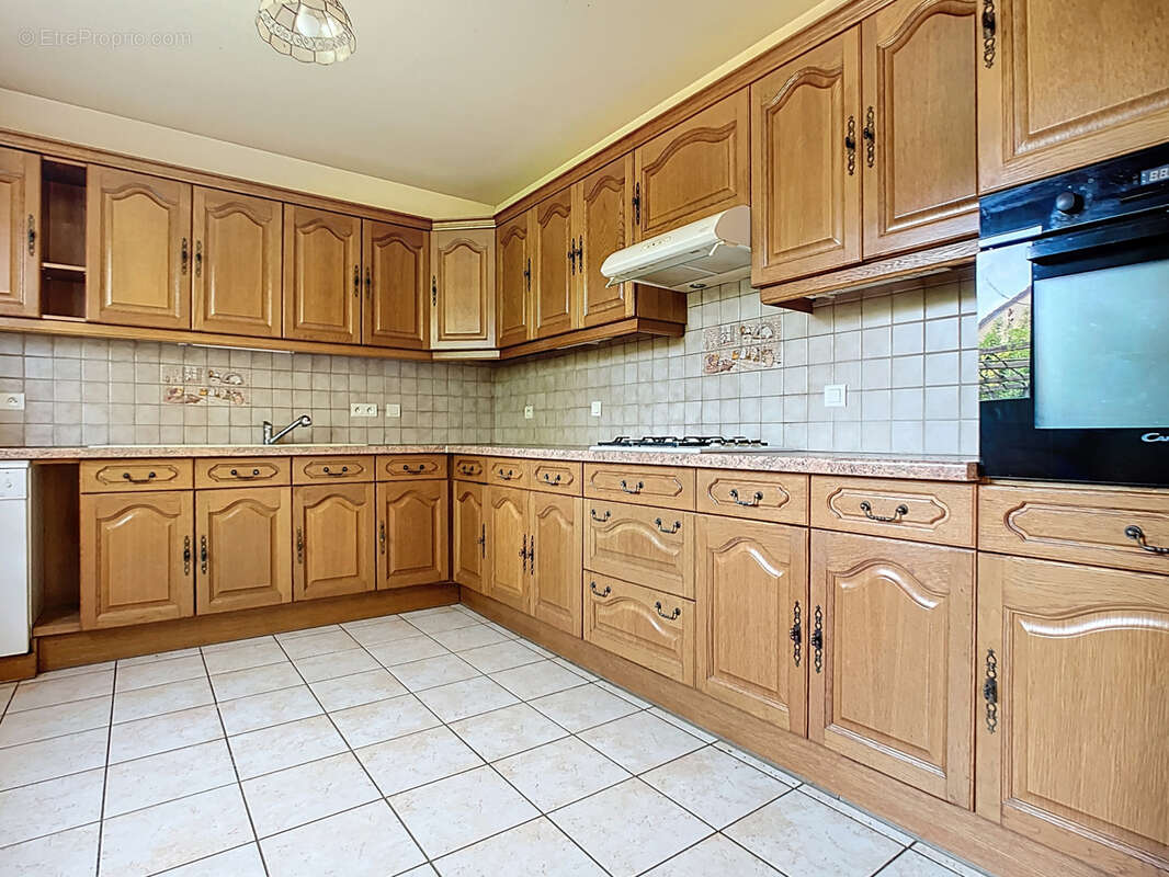 Maison à MONTMIRAIL