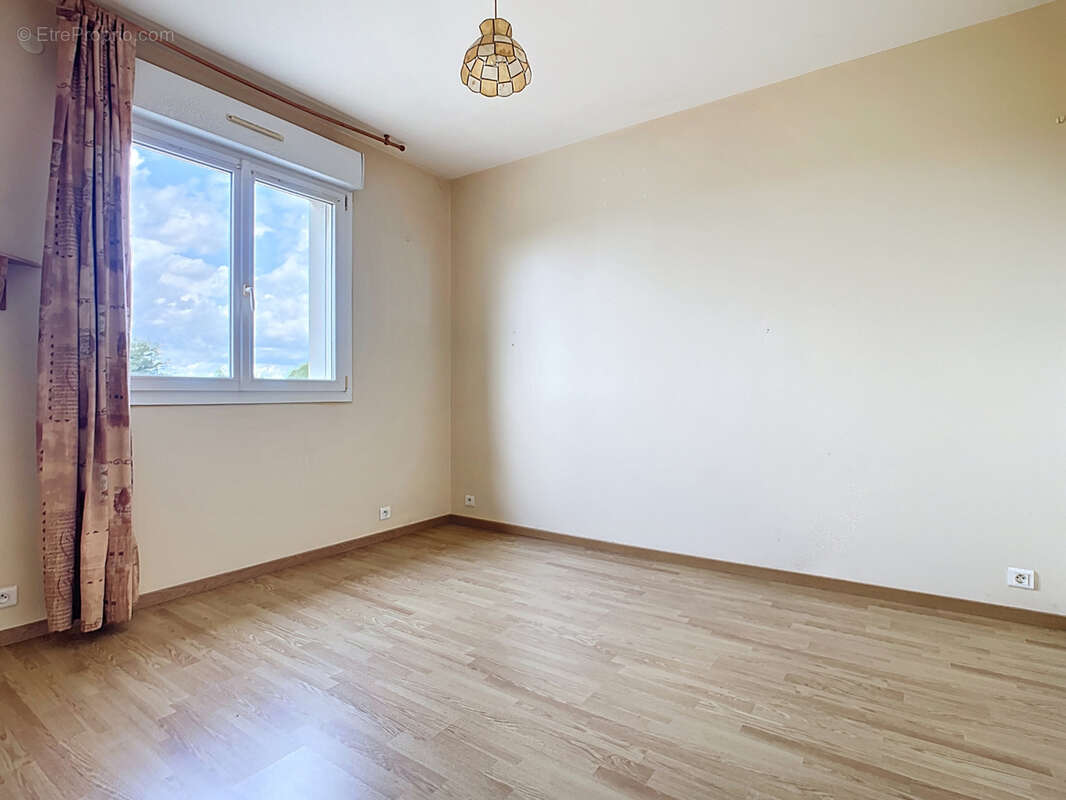 Maison à MONTMIRAIL