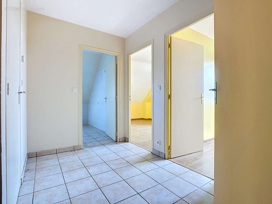 Maison à MONTMIRAIL