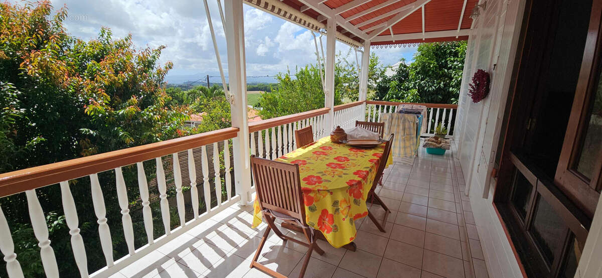 Maison à RIVIERE-SALEE