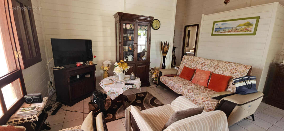 Maison à RIVIERE-SALEE