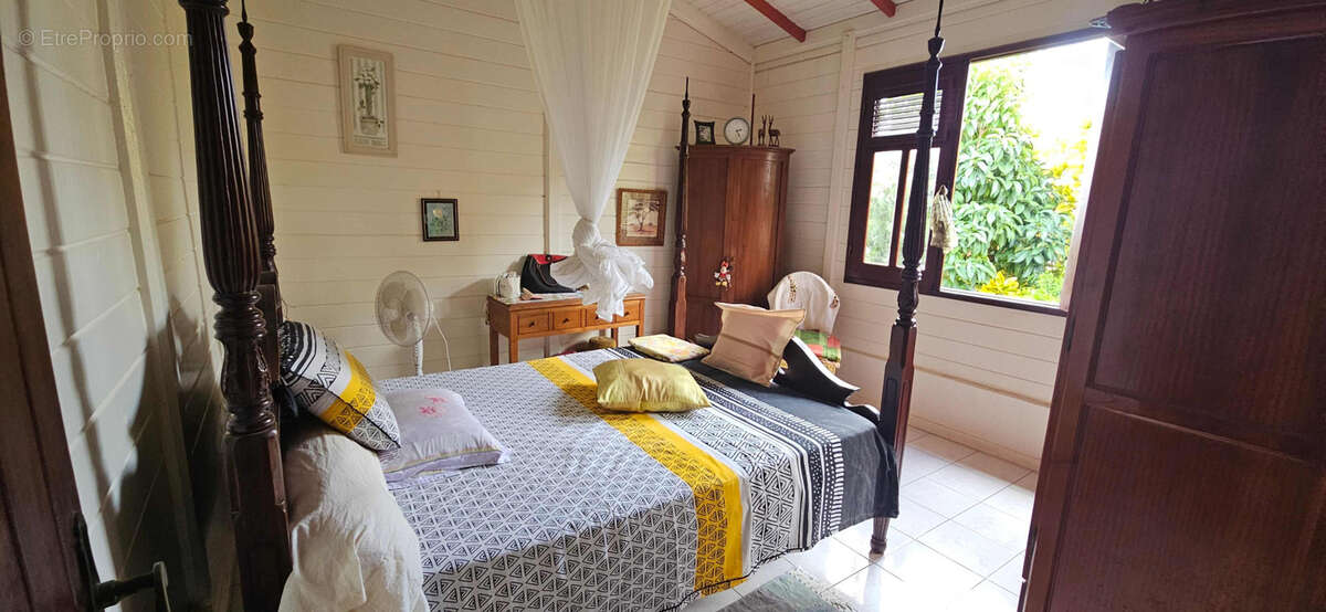 Maison à RIVIERE-SALEE