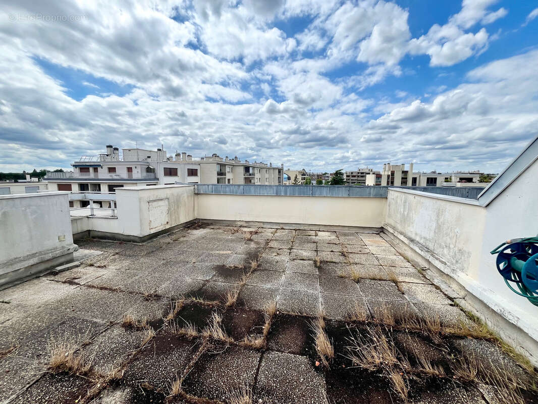 Appartement à SAINT-MAUR-DES-FOSSES