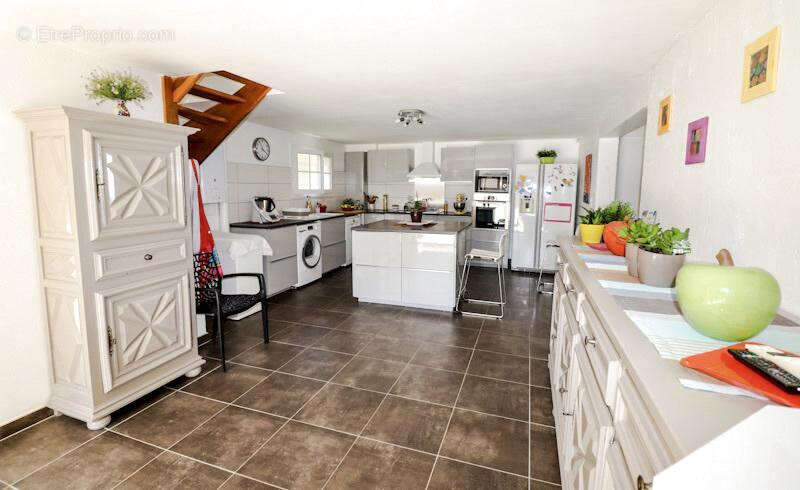 Maison à MESCHERS-SUR-GIRONDE