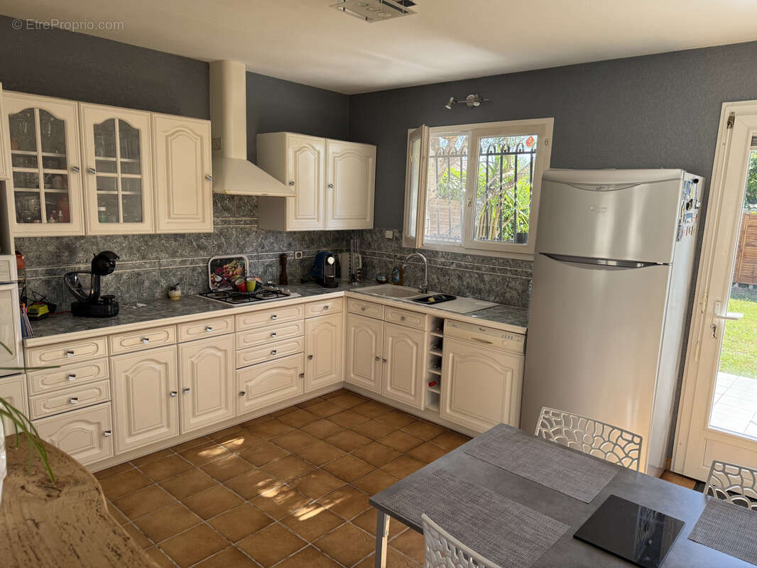 Maison à AMBARES-ET-LAGRAVE