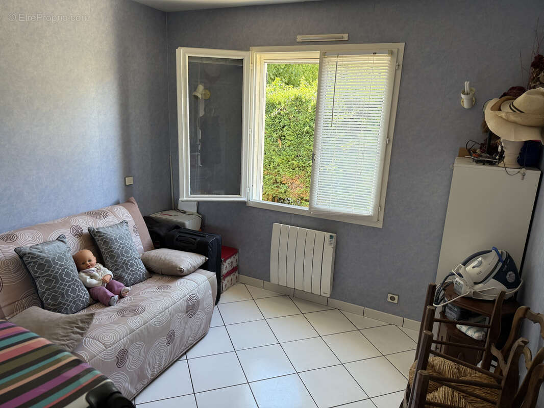 Maison à AMBARES-ET-LAGRAVE