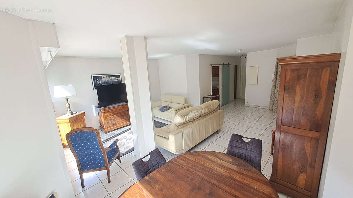 Appartement à LE PERREUX-SUR-MARNE