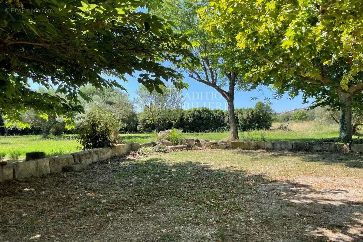 Maison à MAUSSANE-LES-ALPILLES