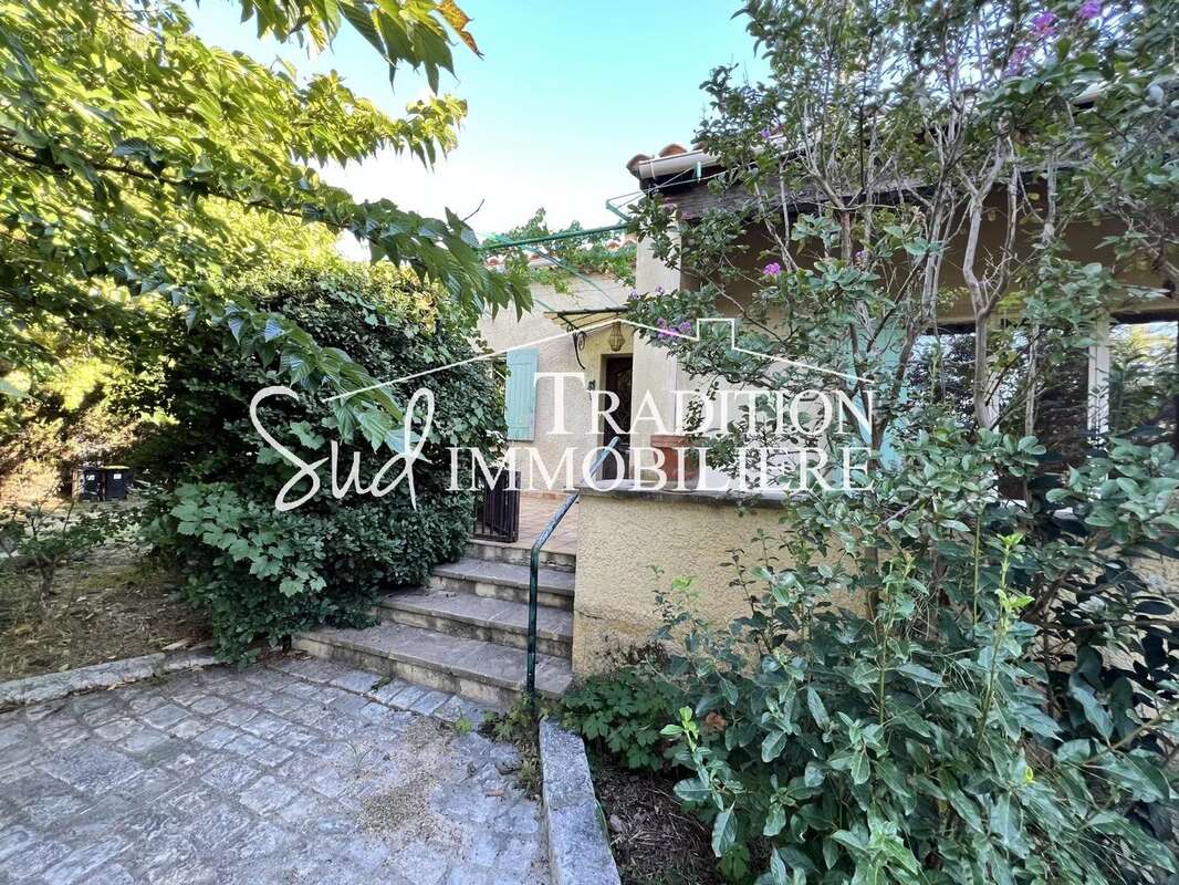 Maison à MAUSSANE-LES-ALPILLES