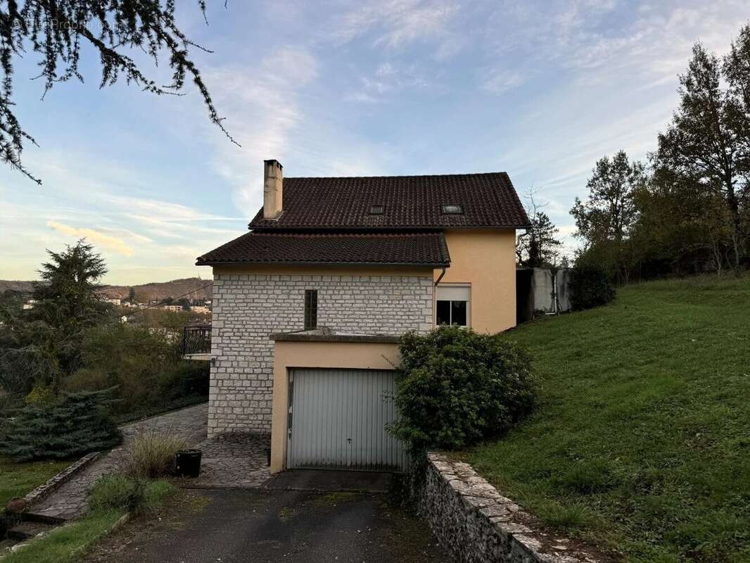 Maison à CAHORS