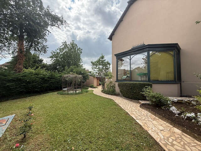 Maison à MAIZIERES-LES-METZ