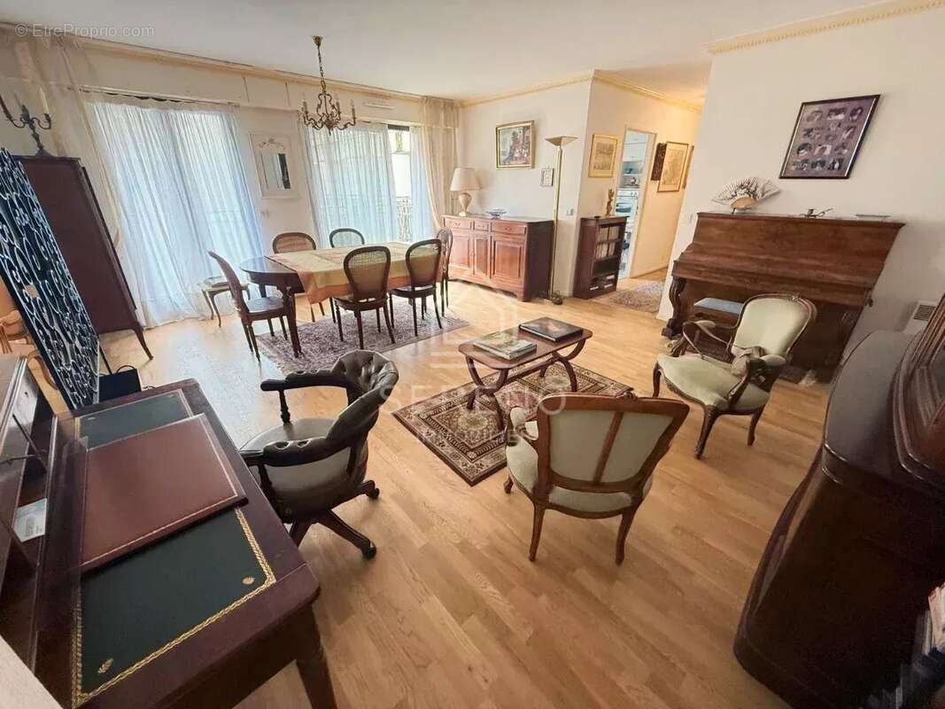 Appartement à NOGENT-SUR-MARNE