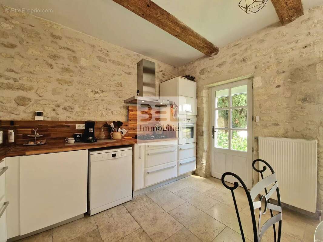 Maison à VILLENEUVE-LES-AVIGNON