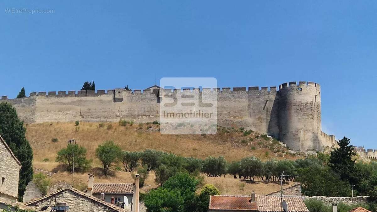 Maison à VILLENEUVE-LES-AVIGNON