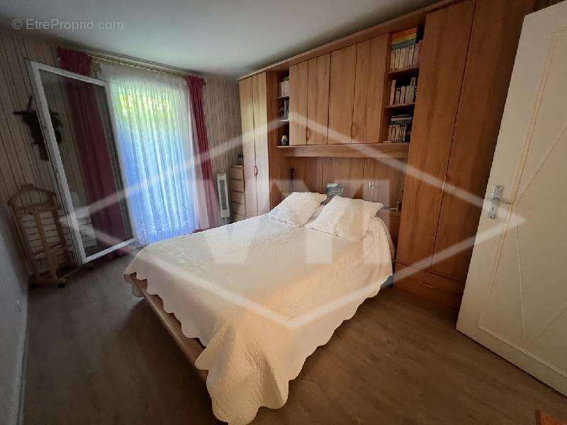 Maison à COMBS-LA-VILLE