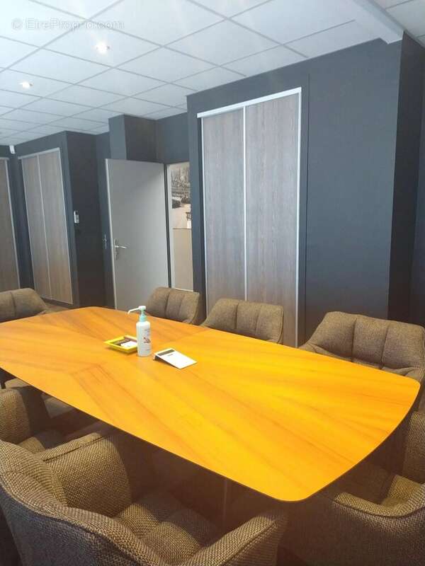 Commerce à GRESY-SUR-AIX