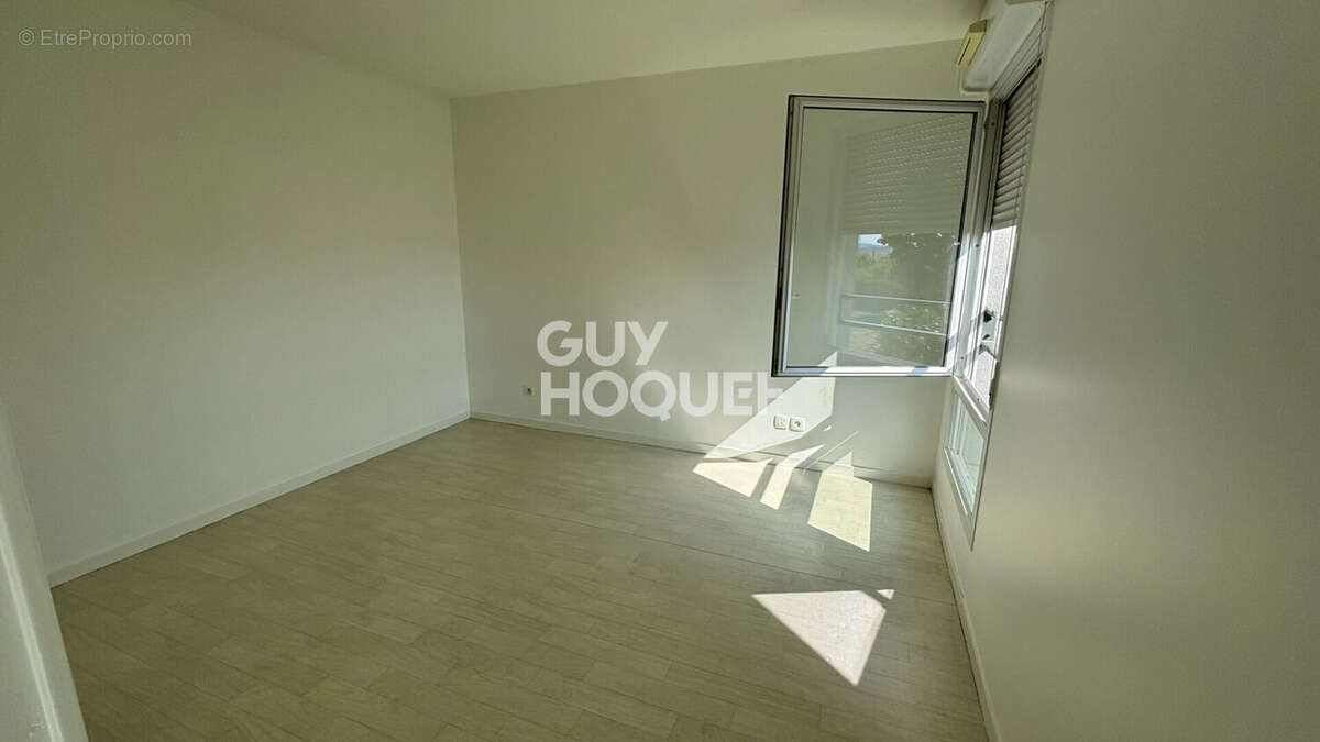 Appartement à L&#039;ISLE-D&#039;ABEAU