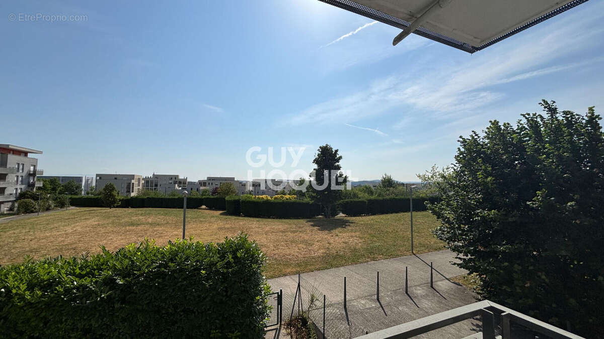 Appartement à L&#039;ISLE-D&#039;ABEAU