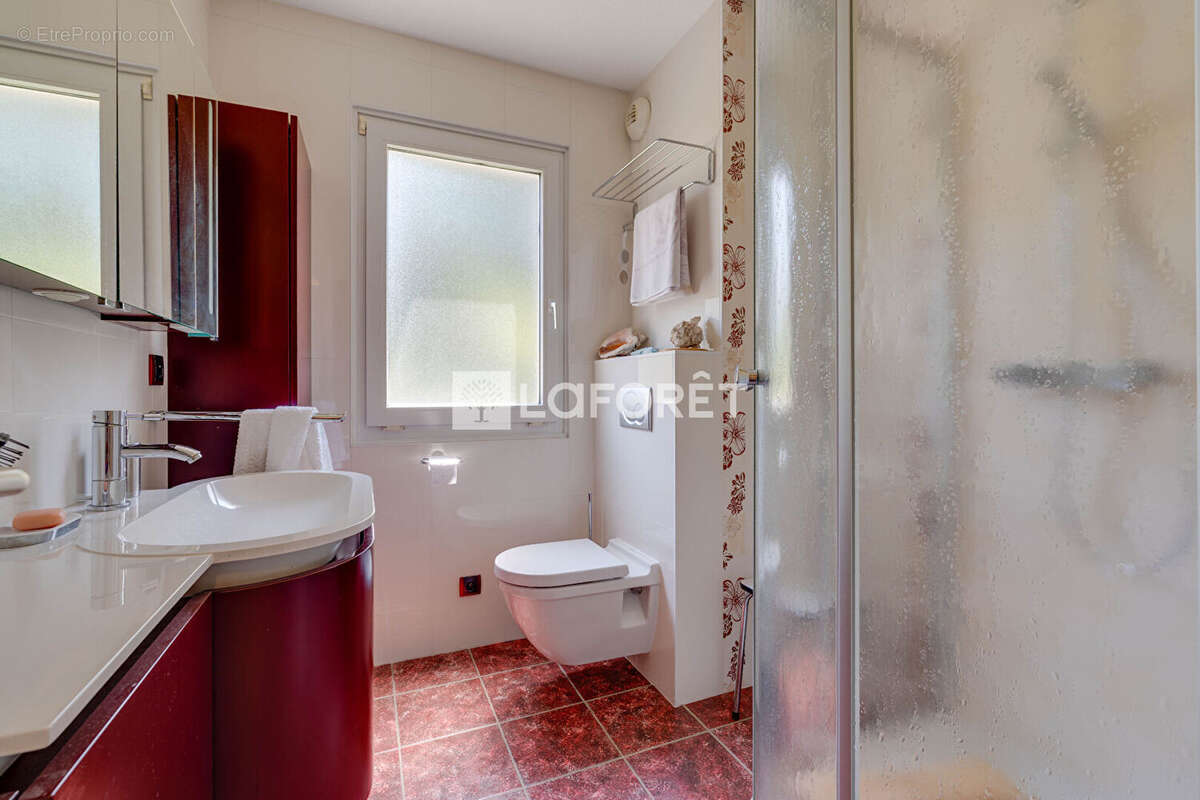 Appartement à EVIAN-LES-BAINS