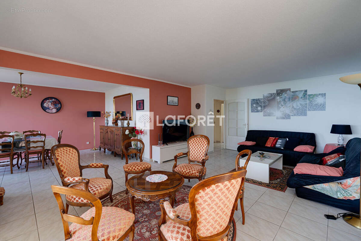 Appartement à EVIAN-LES-BAINS