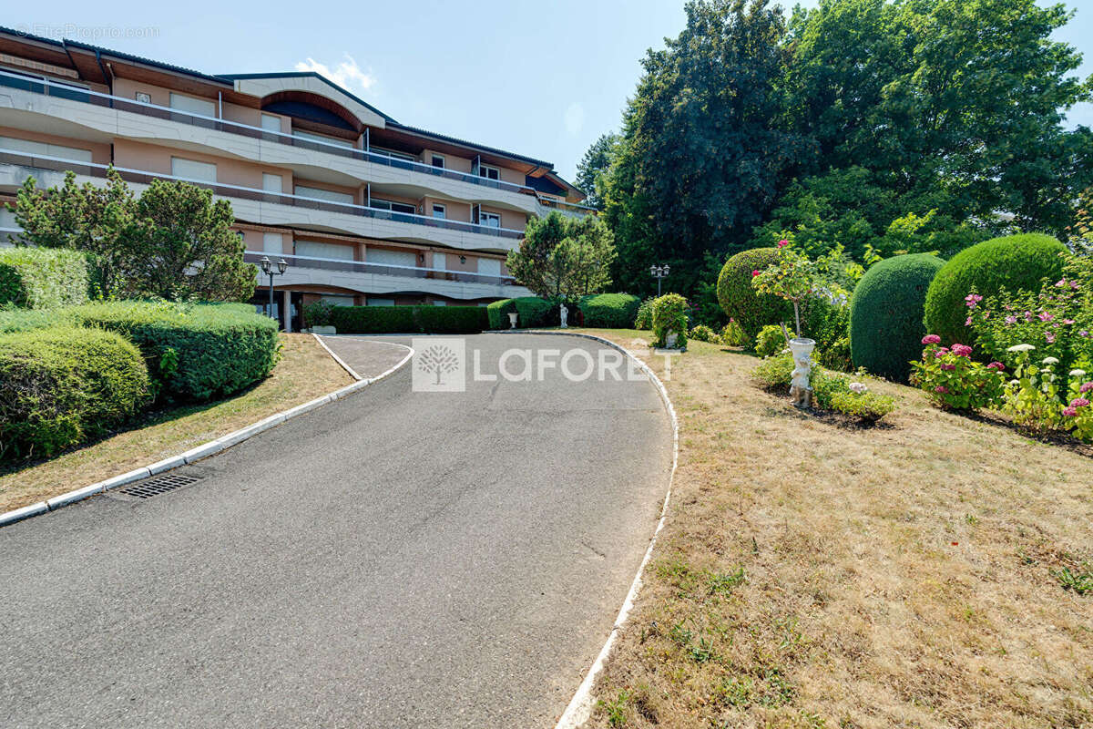 Appartement à EVIAN-LES-BAINS