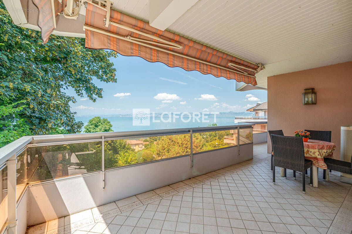 Appartement à EVIAN-LES-BAINS