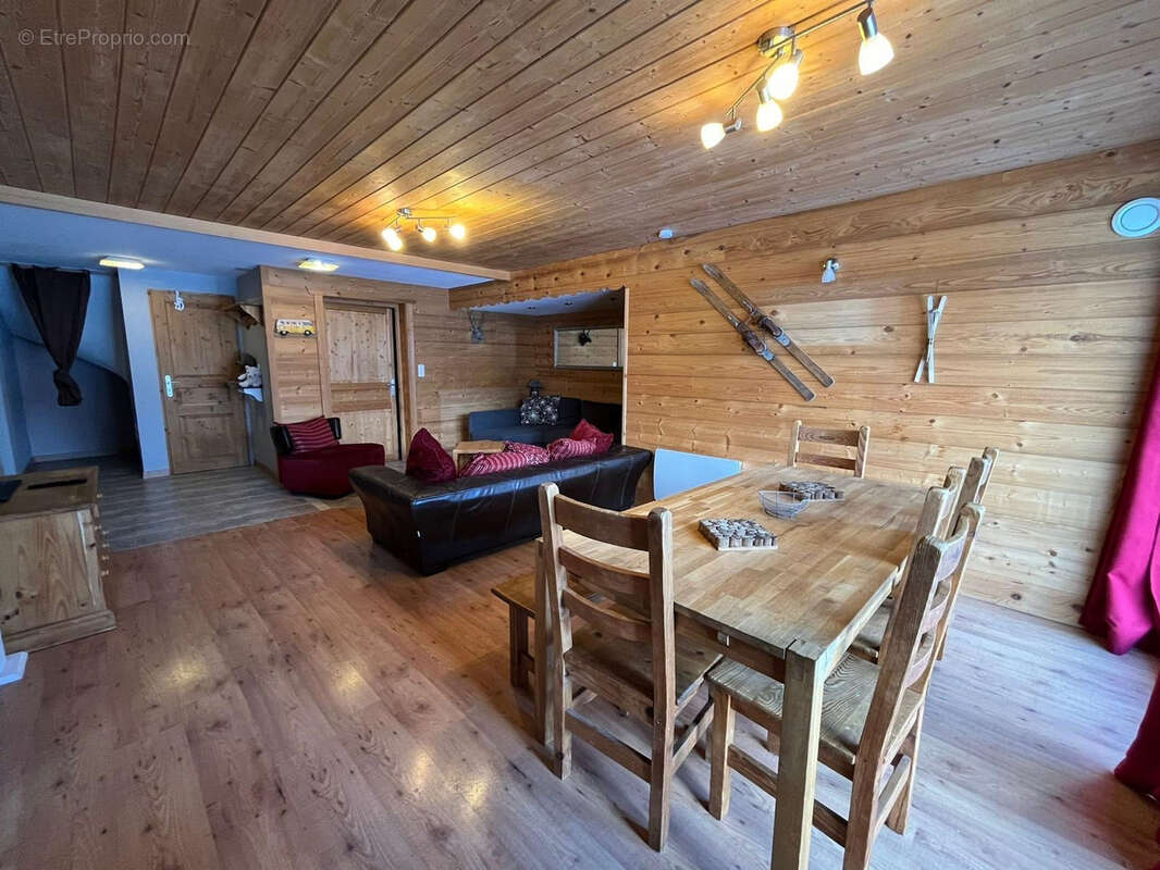 Appartement à CHATEL