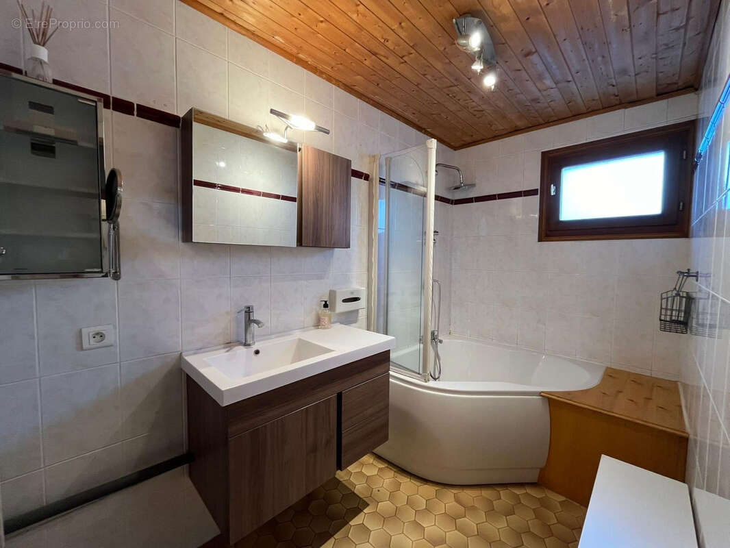 Appartement à CHATEL