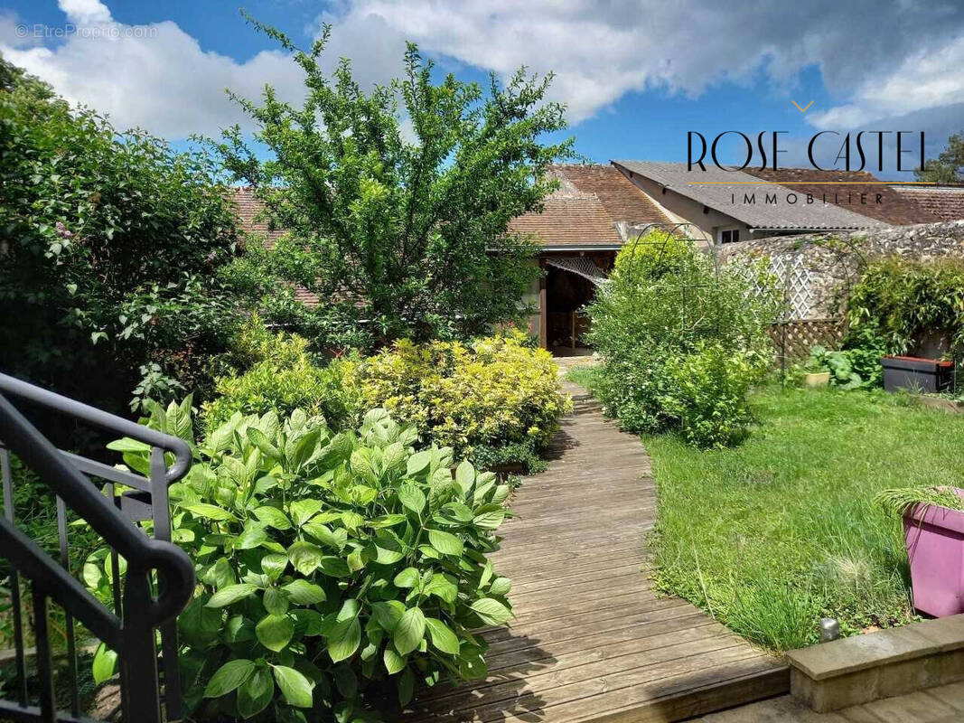 Maison à CHATEAUDUN