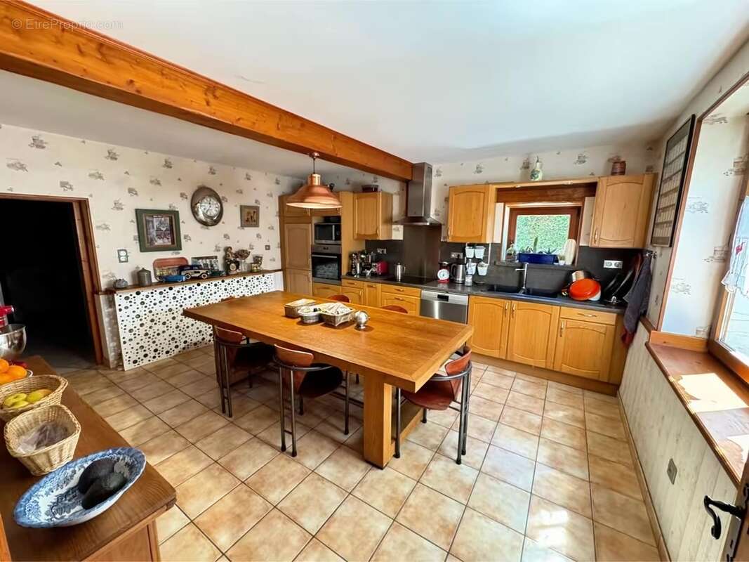 Maison à AUBERIVES-SUR-VAREZE