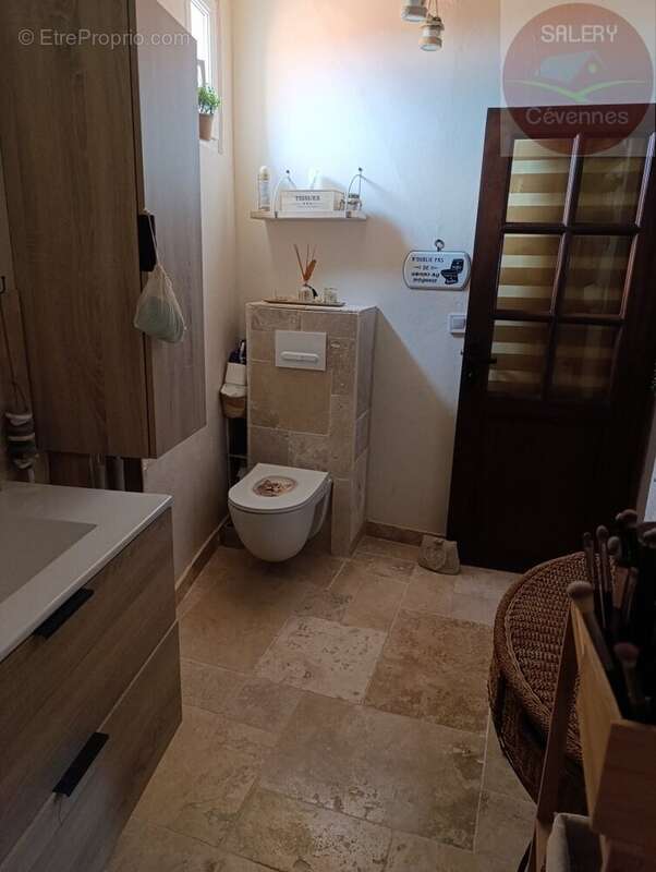 Maison à CANAULES-ET-ARGENTIERES