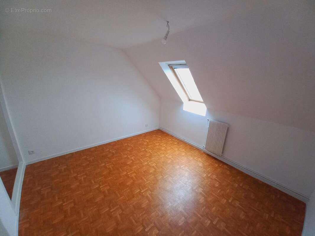 Maison à WALINCOURT-SELVIGNY